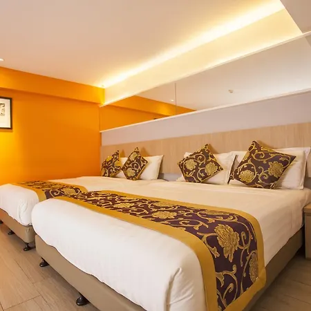 Orange Premier Hotel Taman Segar-2